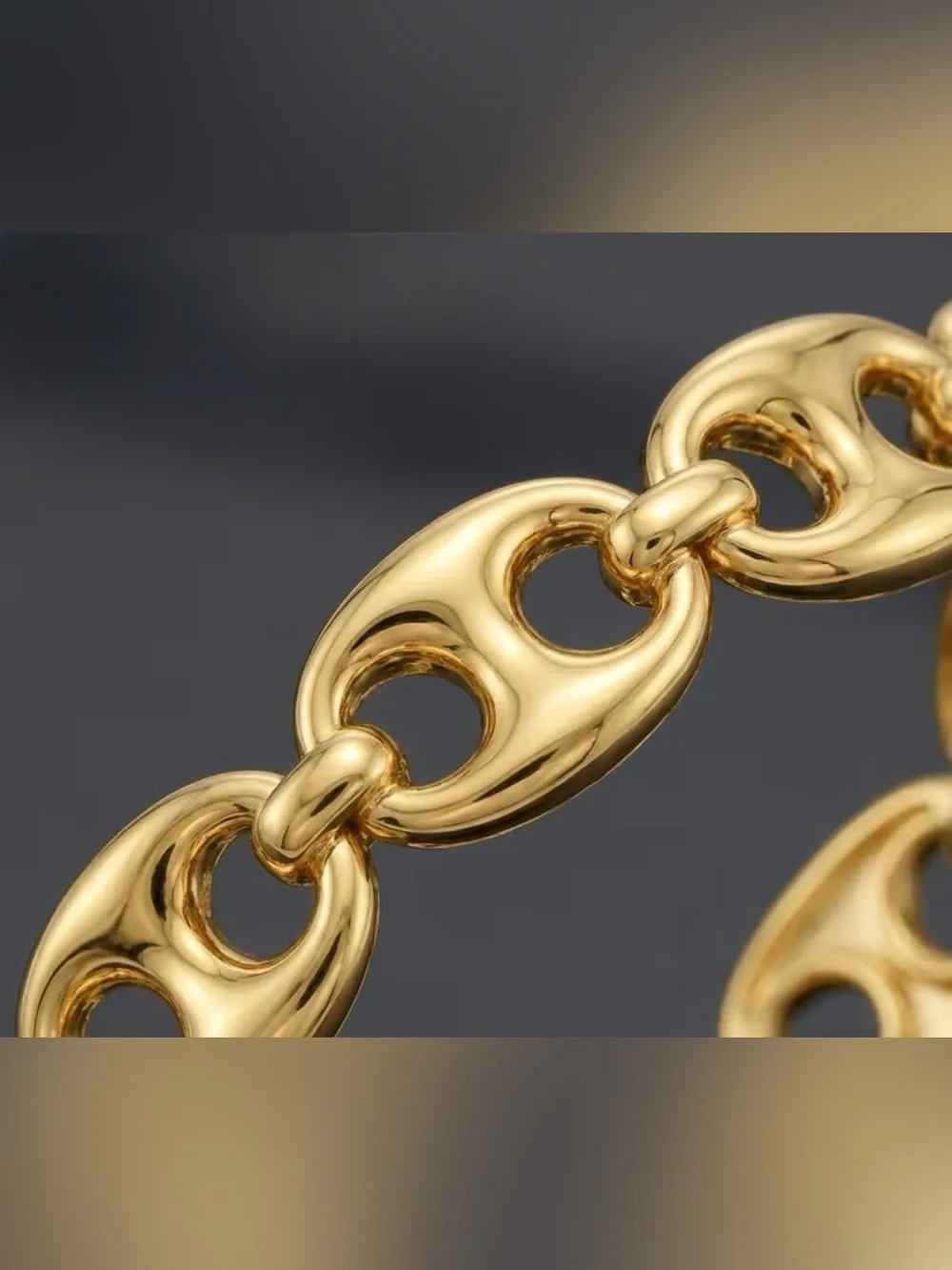 Gold Link Chain Bracelet - Women's Fashion Jewelry